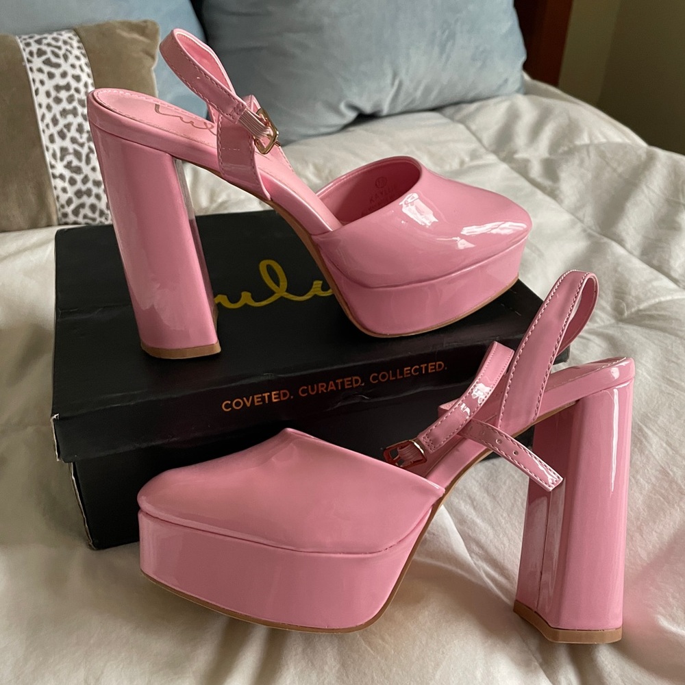 Lulu’s platform baby pink heels